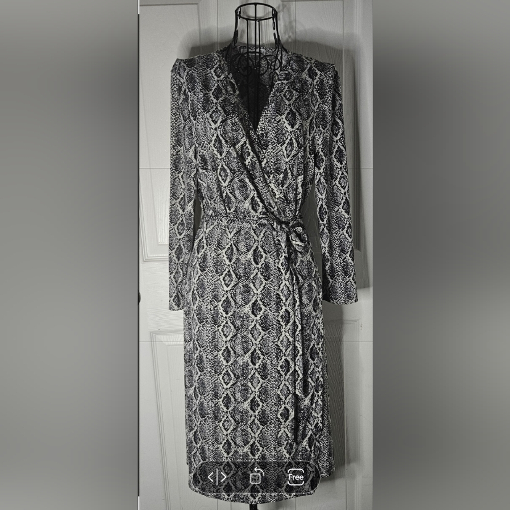 💐MNG Basics Wrap Around Dress
